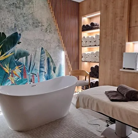 Szálloda Avangarda 3*