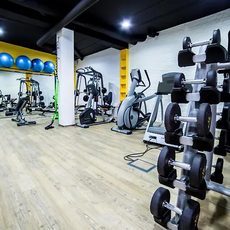 Szálloda Avangarda Różan