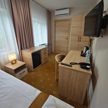 Hotell Avangarda Rozan