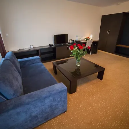 Avangarda Szálloda Różan