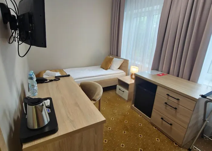 Hotel Avangarda Rozan