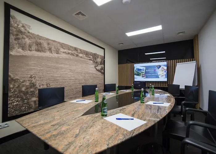 Avangarda Hotel Rozan