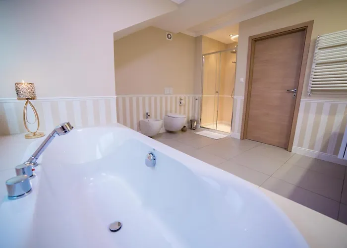 Hotel Avangarda Rozan